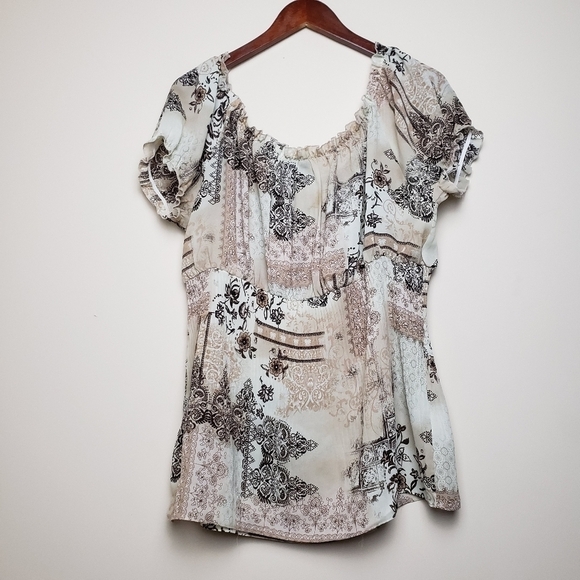 SERENADE Chinese Styled Blouse - Picture 3 of 5